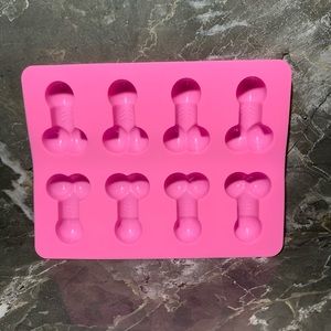 Ice cube tray